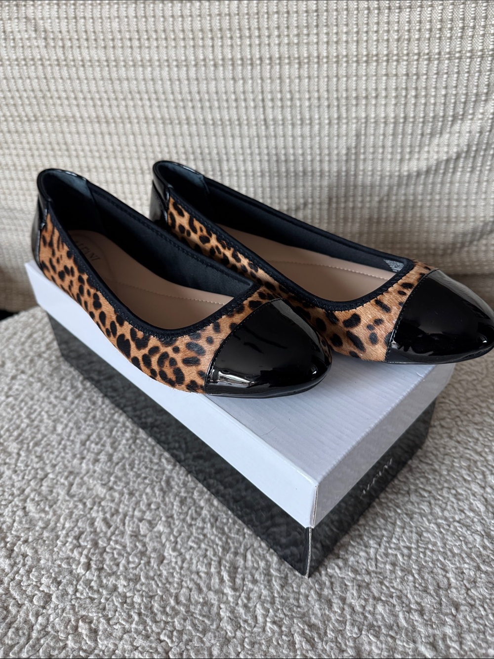 NIB! New in Box Alfani Calf Hair Leopard Print and Patent Ballet Flats
